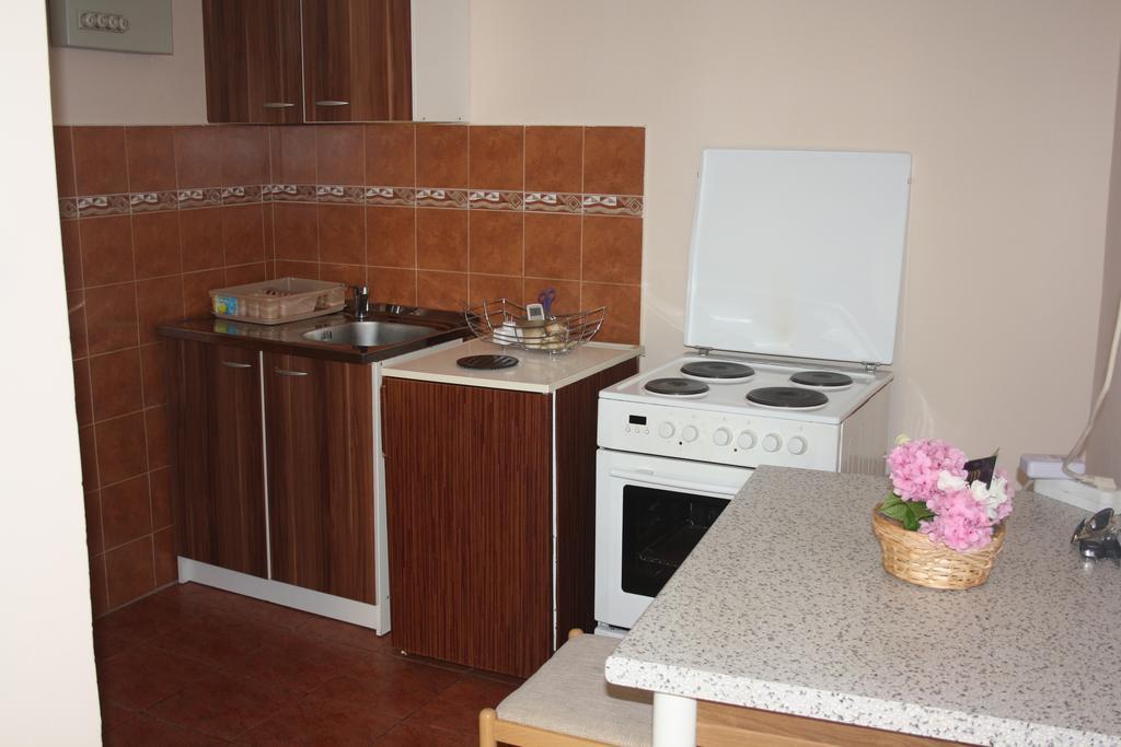 Apartments Ant بودفا الغرفة الصورة